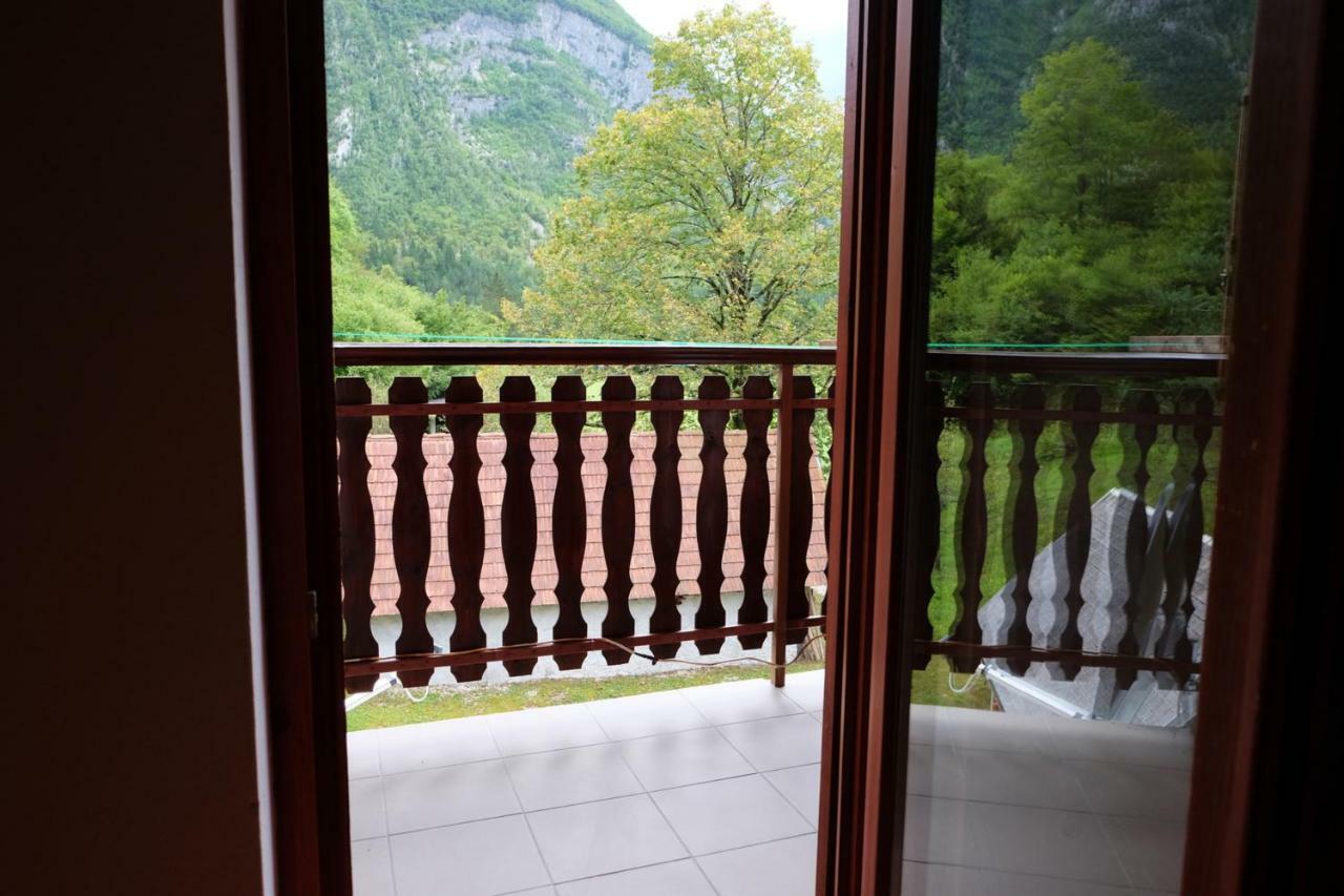 Hisa Patricija Apartman Soča Kültér fotó